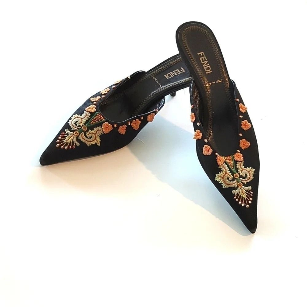 Fendi Vintage Embroidered black satin Boho kitten Heels size 6
